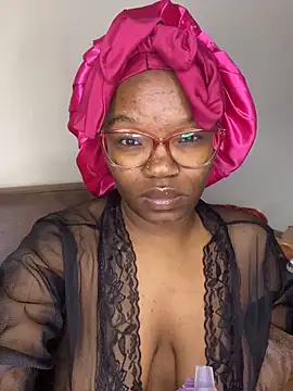 YummyMelanin117 online show from 03-04-26, 09:54