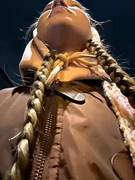 bambi lu online show from 10-12-25, 04:50