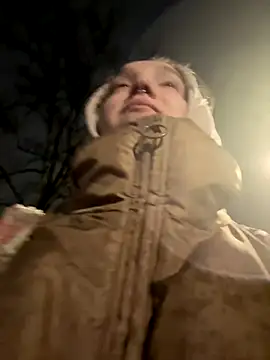 bambi lu online show from 12-04-25, 07:44