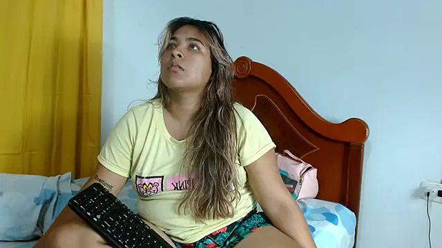 kataleyabarbara21 online show from 03-22-25, 12:17