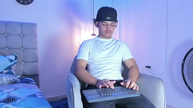 samxx muscle online show from 09-12-25, 02:28