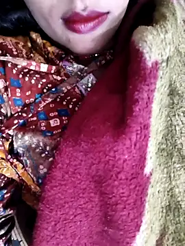 Eshwari Chopra online show from 10-28-25, 04:20