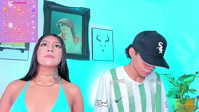 Snapshot of candyandmarilyn chatting on 02-08-26, 10:13 candyandmarilyn online show from 02-08-26, 10:13