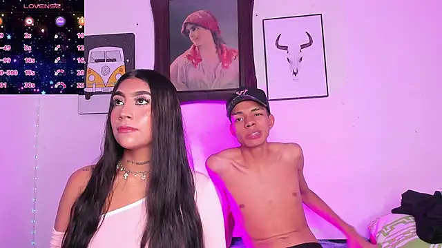 Snapshot of candyandmarilyn chatting on 02-17-26, 10:27 candyandmarilyn online show from 02-17-26, 10:27