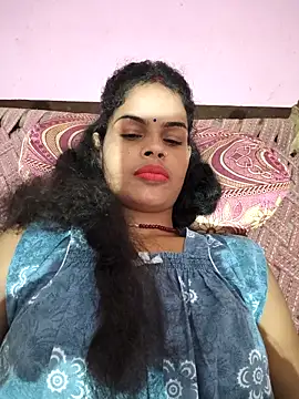 Snapshot of Eshna_Dabral chatting on 09-13-25, 05:02 Eshna Dabral online show from 09-13-25, 05:02