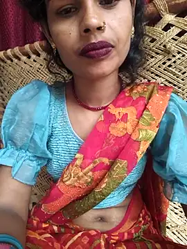 Snapshot of Eshna_Dabral chatting on 10-06-25, 01:14 Eshna Dabral online show from 10-06-25, 01:14