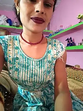 Snapshot of Eshna_Dabral chatting on 10-12-25, 02:54 Eshna Dabral online show from 10-12-25, 02:54