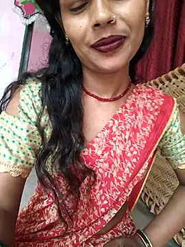 Snapshot of Eshna_Dabral chatting on 10-19-25, 12:55 Eshna Dabral online show from 10-19-25, 12:55