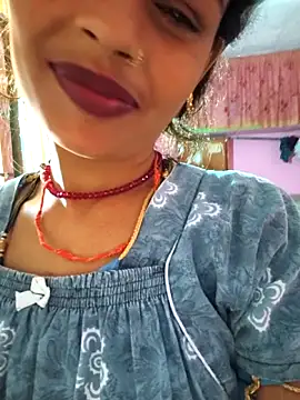 Snapshot of Eshna_Dabral chatting on 10-22-25, 02:34 Eshna Dabral online show from 10-22-25, 02:34