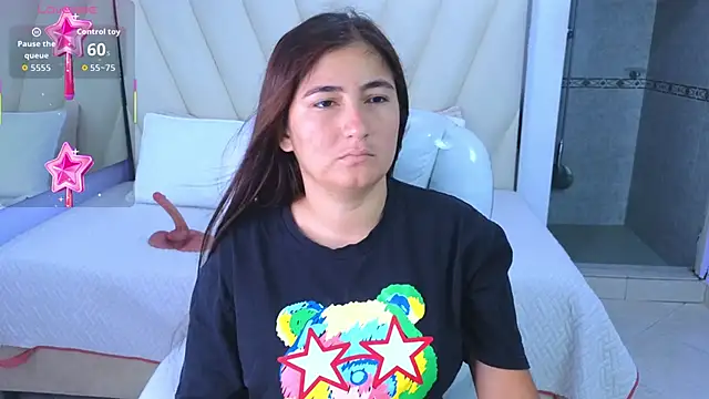 Snapshot of Katha03_ chatting on 10-06-25, 08:17 Katha03  online show from 10-06-25, 08:17