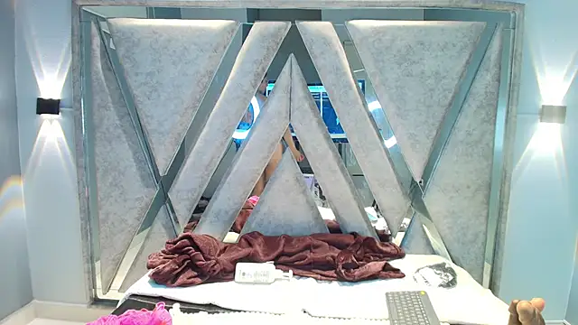 Elaine87  online show from 11-02-25, 10:50