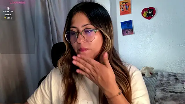 emma  bell  online show from 09-17-25, 09:38