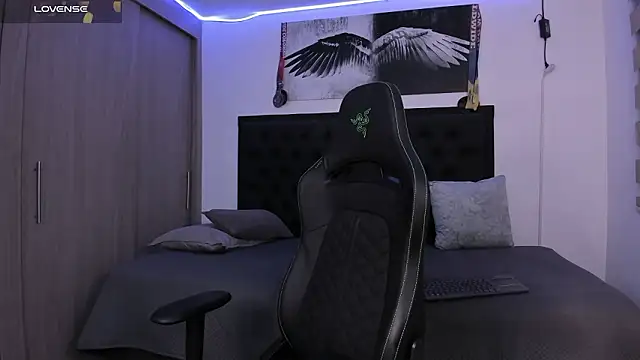 santi aesthetic online show from 02-01-26, 03:05