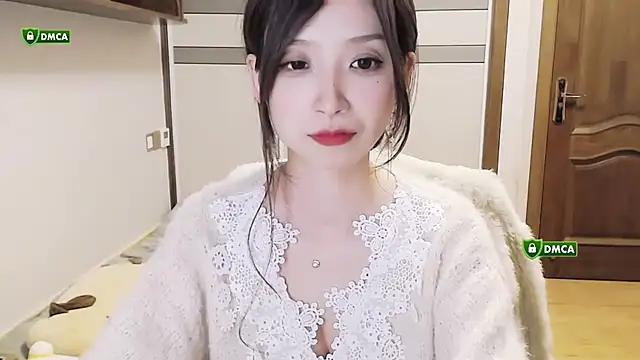 Snapshot of ke-le chatting on 10-20-25, 02:17 ke-le online show from 10-20-25, 02:17