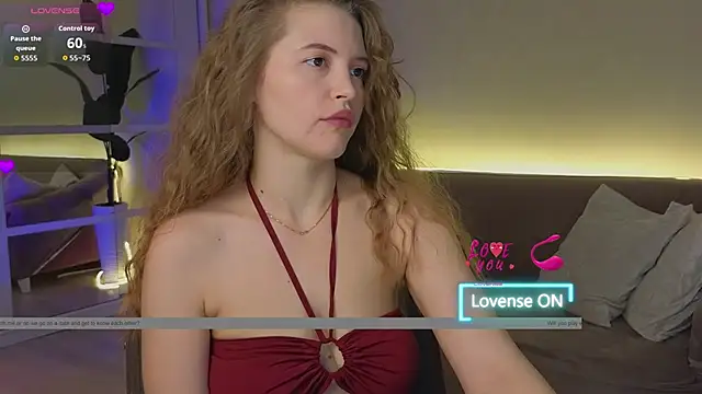 Snapshot of TesssaHart chatting on 10-19-25, 02:07 TesssaHart online show from 10-19-25, 02:07