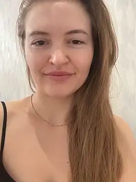 Snapshot of TesssaHart chatting on 12-02-25, 11:04 TesssaHart online show from 12-02-25, 11:04