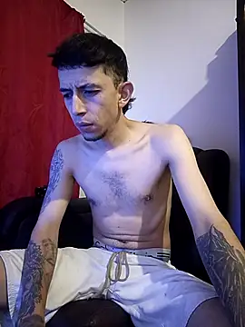 Snapshot of Chris__Jones chatting on 09-30-25, 04:28 Chris Jones online show from 09-30-25, 04:28