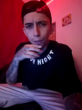 Snapshot of Chris__Jones chatting on 10-09-25, 12:19 Chris Jones online show from 10-09-25, 12:19