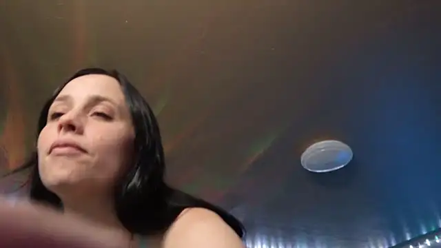 Snapshot of mavismable chatting on 12-02-25, 04:07 mavismable online show from 12-02-25, 04:07