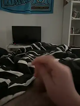 Snapshot of Totooo45ec chatting on 10-17-25, 11:24 Totooo45ec online show from 10-17-25, 11:24