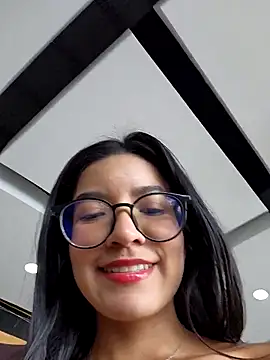 Pretty roxxyy online show from 09-14-25, 01:43