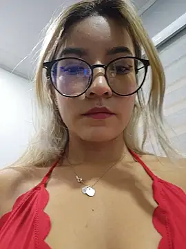 Pretty roxxyy online show from 12-05-25, 12:36