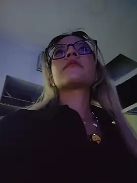 Pretty roxxyy online show from 03-16-26, 11:14