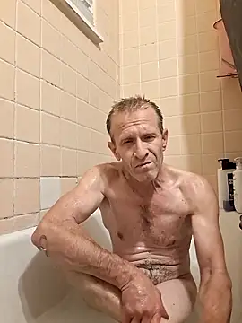 Snapshot of moasslicker chatting on 10-04-25, 04:43 moasslicker online show from 10-04-25, 04:43