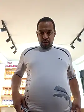 elnegro707070 online show from 02-10-26, 10:52