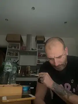 Snapshot of toyroma chatting on 11-20-25, 11:54 toyroma online show from 11-20-25, 11:54