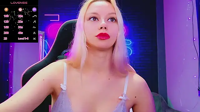 AlessiaCroft online show from 03-12-26, 05:02