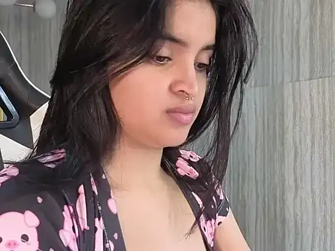 clementine t online show from 11-24-25, 12:38