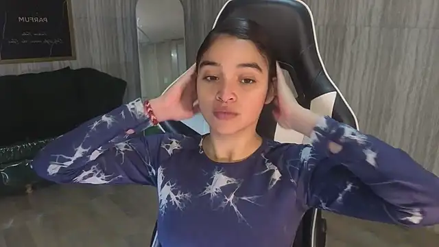 clementine t online show from 12-15-25, 12:42