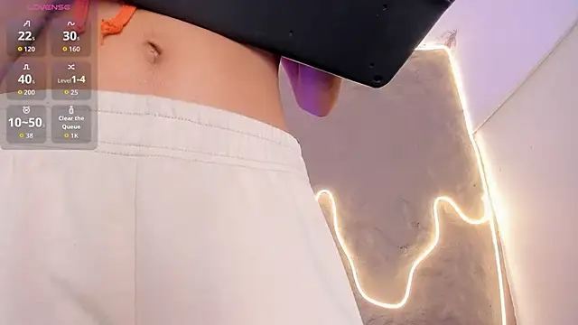 Dulce Quintana online show from 12-18-25, 12:22