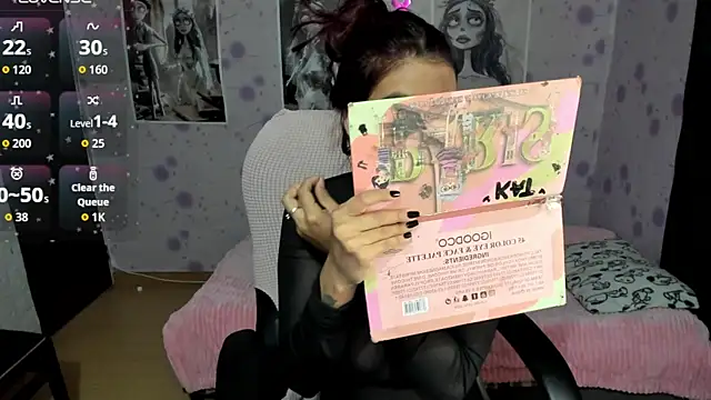 Medussa katt online show from 12-17-25, 10:16