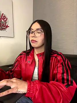 Snapshot of Cristina_pinkk chatting on 12-02-25, 12:49 Cristina pinkk online show from 12-02-25, 12:49