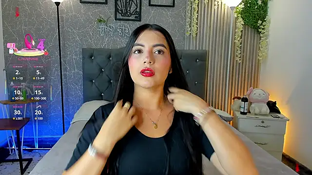 mialeia01 online show from 02-06-26, 08:12