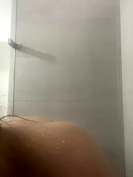 Mia  Gray online show from 12-19-25, 06:04