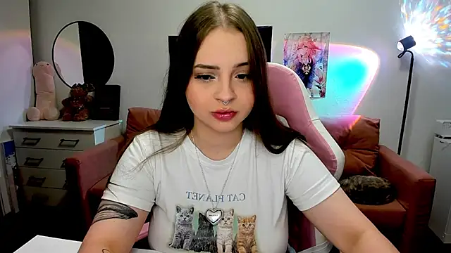 Snapshot of mistress_lain chatting on 09-25-25, 07:50 mistress lain online show from 09-25-25, 07:50