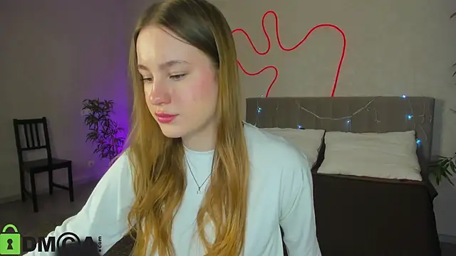 Candy Cansew online show from 12-20-25, 01:02