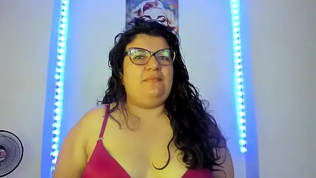 Snapshot of mystery_psique chatting on 09-23-25, 01:36 mystery psique online show from 09-23-25, 01:36