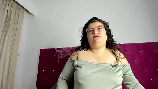 Snapshot of mystery_psique chatting on 10-26-25, 01:39 mystery psique online show from 10-26-25, 01:39