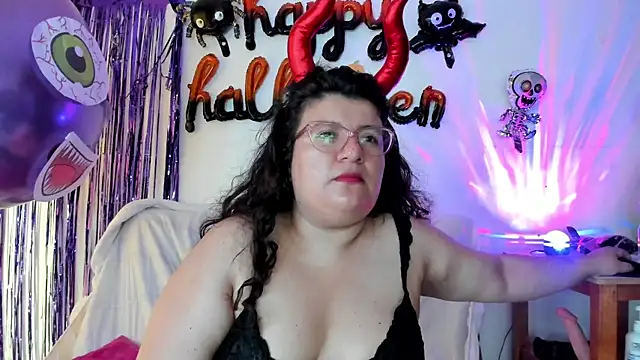 Snapshot of mystery_psique chatting on 11-01-25, 03:36 mystery psique online show from 11-01-25, 03:36