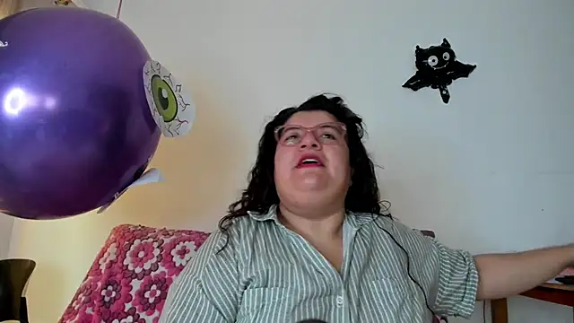 Snapshot of mystery_psique chatting on 11-06-25, 07:04 mystery psique online show from 11-06-25, 07:04