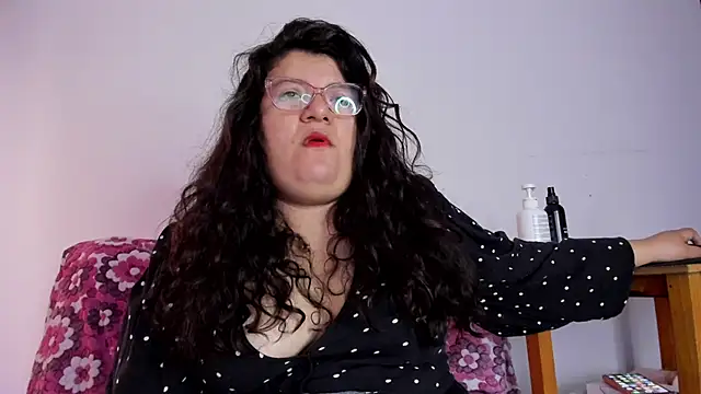 Snapshot of mystery_psique chatting on 11-23-25, 01:33 mystery psique online show from 11-23-25, 01:33