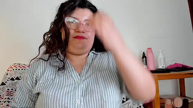 Snapshot of mystery_psique chatting on 11-25-25, 07:03 mystery psique online show from 11-25-25, 07:03