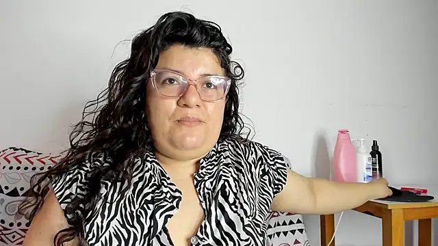 Snapshot of mystery_psique chatting on 11-27-25, 07:05 mystery psique online show from 11-27-25, 07:05