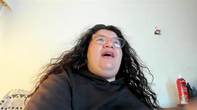 Snapshot of mystery_psique chatting on 12-13-25, 07:53 mystery psique online show from 12-13-25, 07:53