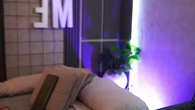 Susan wall online show from 03-04-26, 12:55