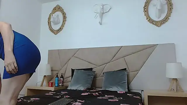 amanda ramirez online show from 09-10-25, 08:20